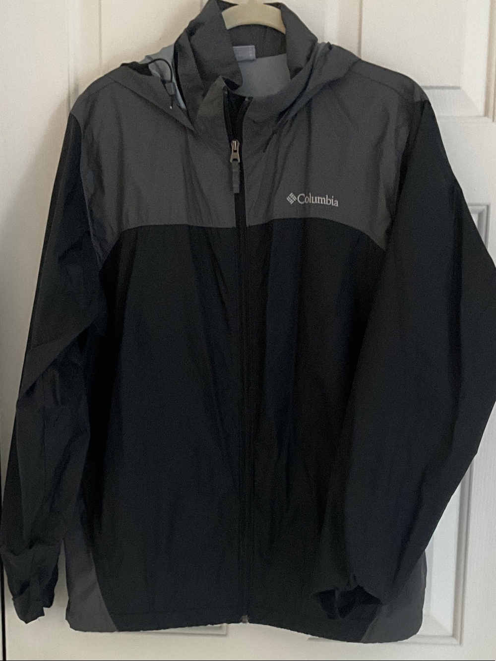 Columbia Two-Tone Hooded Windbreaker Jacket - Black & Charcoal